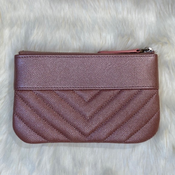 ❌Sold❌ NWT Chanel 19P Mademoiselle Mini O Case - Picture 3 of 8